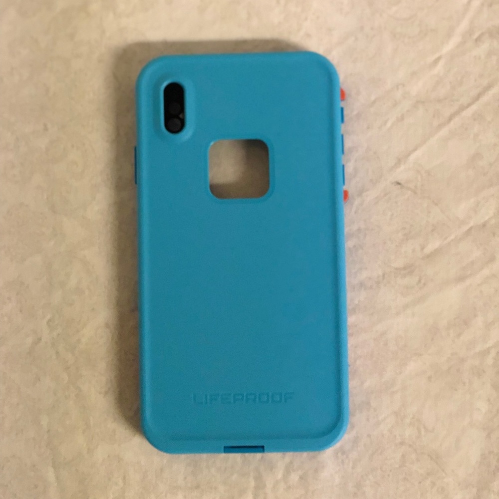 iPhone XS Max Lifeproof case